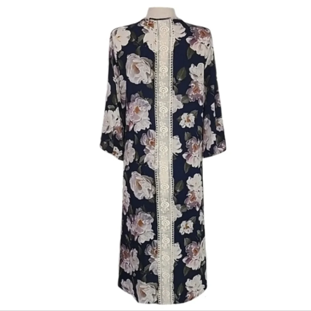 Umgee Kimono Large Flowers Lace Strip On Back Navy Multi Size S